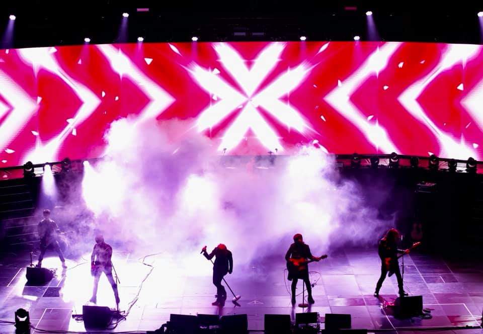 유투브 채널을 좀 활성화 시켜보려고 해요~

3월4일 저녁6시에 유투브 채널 
youtube.com/c/이브EVEOFFICIAL
을 통해서 지난 12월 공연영상중에서 일부를 공개해드리려고 합니다.

미리 구독하세요