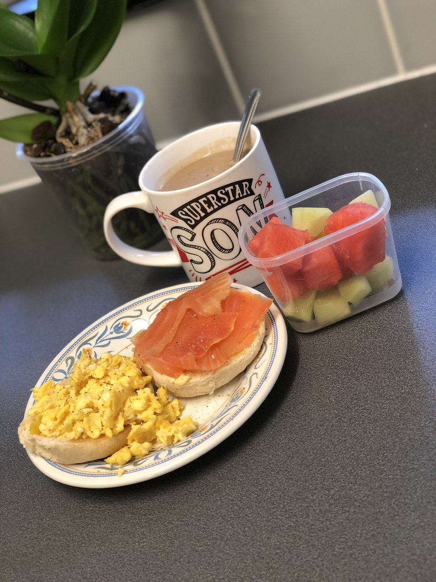 Shes_on_the_mic's tweet photo. Brunch is served in #Camzkitchen 
Smoked 🐟 &amp; scrambled 🥚 in a toasted buttered muffin, with a side of melon &amp; a coffee. 😋😋😋 
#brunch #Saturday #fresh #healthyeating #buildingachamp #foodie #cookfreshdaily 
ps: Yes I am using my sons cup! #andwhat #rebel 😂😂😂 https://t.co/uoXRuQ01RL