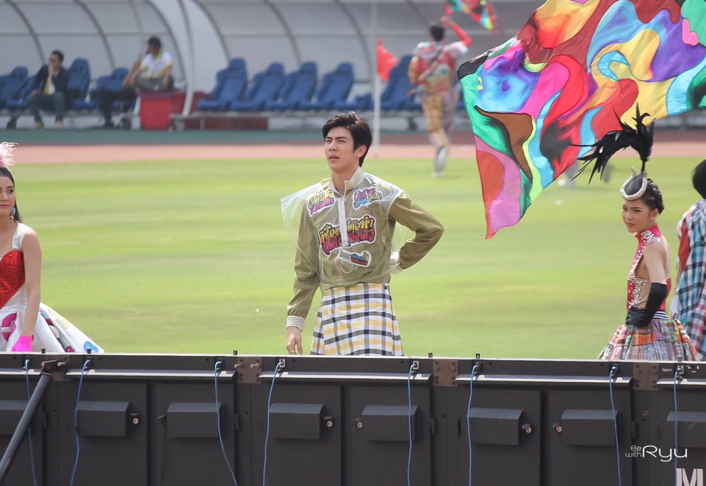 bewithryu's tweet photo. เต็มเหนี่ยวไปเลยเพ่ ! 

#RyuVachirawich 
#RyuPower 
#49ปีช่อง3งานวัดคาร์นิว้าว https://t.co/ppE3XqNnSO