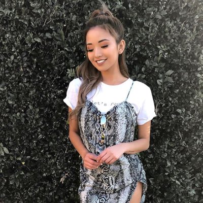 New fake. Think I’m sticking with her.  #NewProfilePic