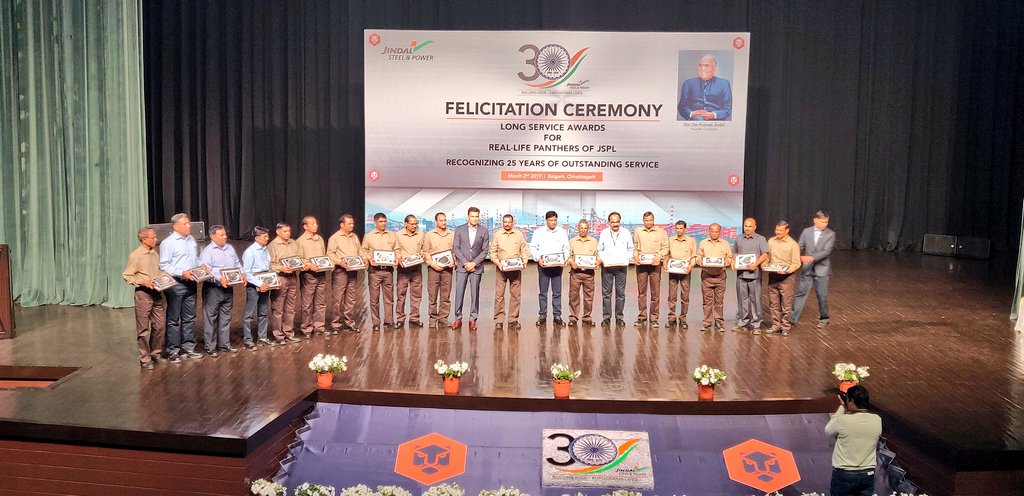 JindalSteel_In's tweet photo. Glimpses from the felicitation ceremony. #PearlJubilee #JSPLJournery #30YearsOfJSPL https://t.co/1FkhJi4Ldr
