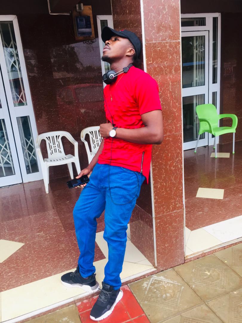 KobbyNewthing's tweet photo. I ALWAYS #PRAY TO #OLUWA FOR GRACE AND FAVOUR AND FINALLY MY LAST PETITION IS TO....
 #FEEL_OKAY
#NEWTHING_MUSIC
#CONFIDENCE_IN_ME
#LIT_IT_UP_CONCERT_TO_THE_WORLD

https://t.co/DWYYCEtDMM https://t.co/Q4EPh3P6RG