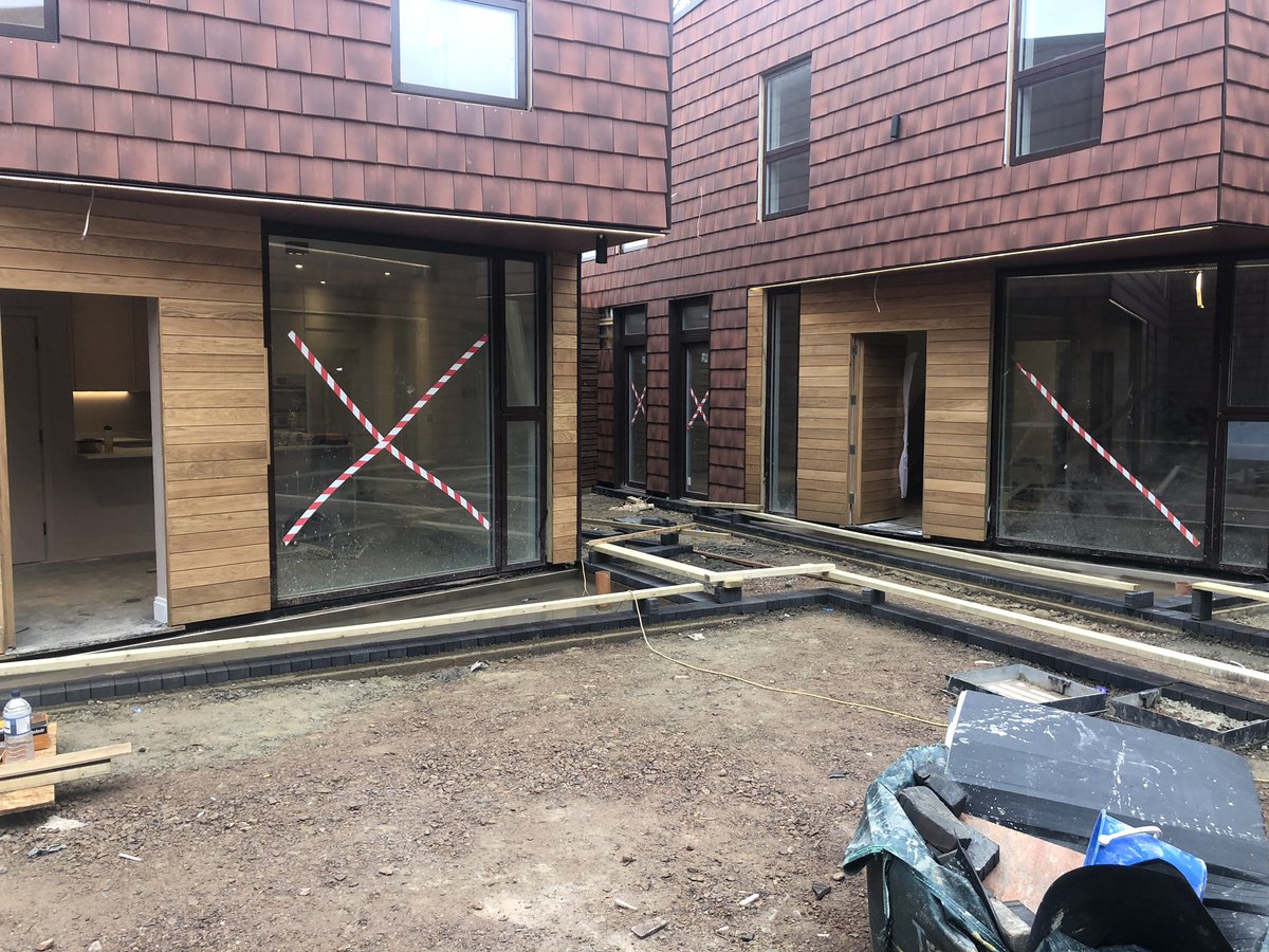 Execdecltd's tweet image. Nearing completion on our forest hill site for our client @MeridianConst1 @DTPaintExpert #eccydeccys19