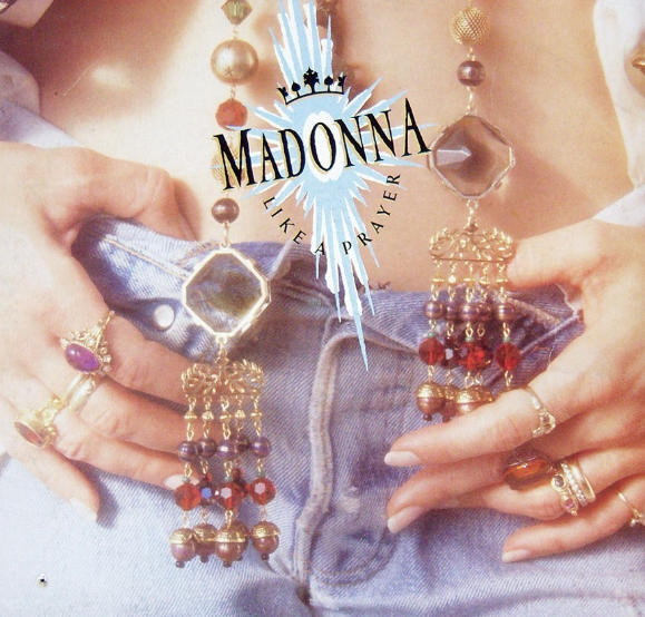 RkdRadio's tweet photo. 🔴 3 de marzo de 1989 | #Madonna la #reina del   #pop lanzaba este día su cuarto #álbum de estudio que a la vez daba nombre a su single "Like a Payer" un tema pop con aires de gospel.  Podéis ver el clip aquí: ⬇️
https://t.co/aSlWD6a8c3 https://t.co/VoYvRc8oye