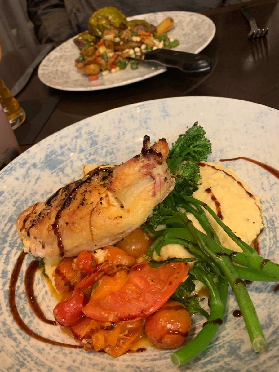 VisitWilmington's tweet photo. We want to welcome Iris McCarthy, The @PalatePrincess, to Wilmington and the Brandywine Valley's Good Taste Blog! Read all about her adventures experiencing Greater Wilmington's exciting and delicious culinary scene! #VisitWilm #Foodie #GoodTasteBlog
https://t.co/xkjIB4Jmc4 https://t.co/XzAu4llWUN