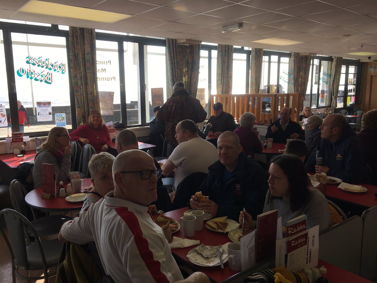 Great turn out this morning at Richie's cafe bar for Armed Forces and Veterans breakfast club🙂