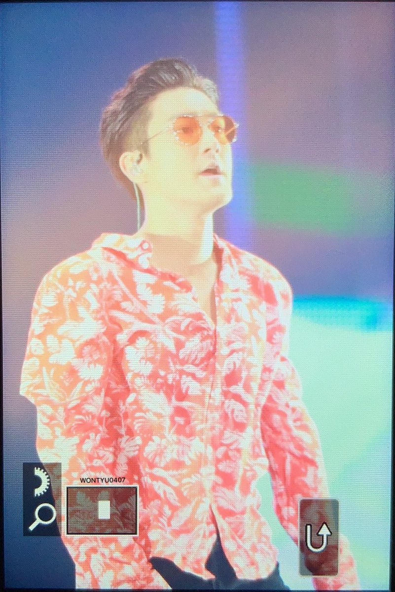 190301
오늘도 섹시하고 멋있으세요
내일 또 보짱
<a href="/siwonchoi/">Siwon Choi</a> 
​​​#SIWON 
#시원 
#superjunior⁠ ⁠⁠ ⁠⁠ ⁠ 
#슈퍼주니어 
#SS7s
#SUPERSHOW7Sday1