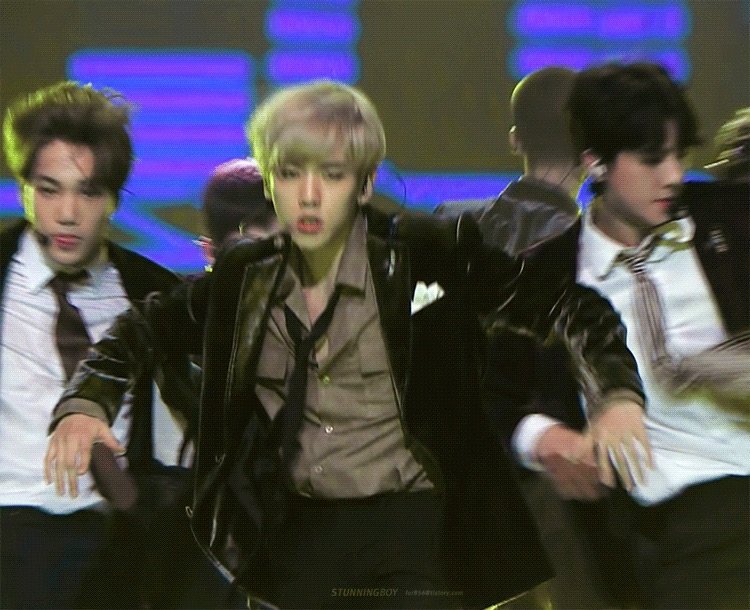 bibi7789's tweet image. 왜 이런 투표 자꾸 만드는거지?
#TeamEXO #TwitterBestFandom⁠ ⁠⁠ ⁠ 
#SoompiAwards⁠ ⁠⁠ ⁠ @weareoneEXO