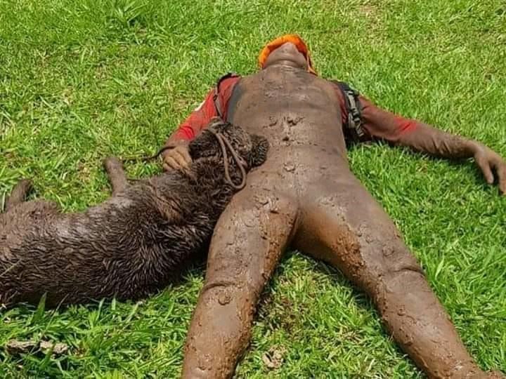 A TV esqueceu
A Vale Esqueceu
Você esqueceu.
O Carnaval está na Mídia. MAS Eles, Eles não, Eles ainda estão trabalhando.
#BombeirosHerois