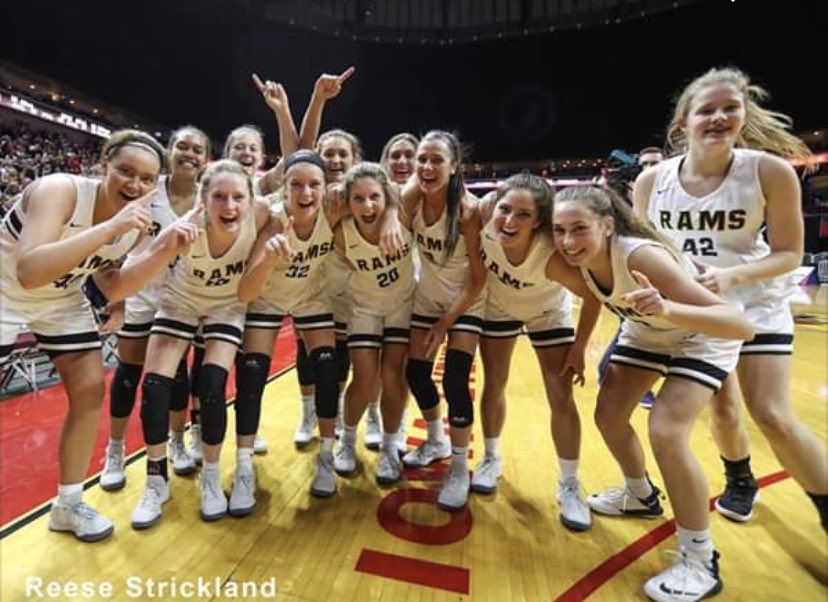A big thank you to the community, students, and staff from sep for supporting us through the basketball season and helping us get to the state championship game! It was an honor to represent Southeast Polk💛🖤