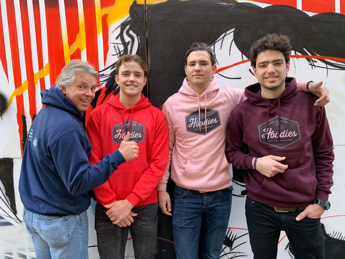 Running the 2019 NEW YORK HALF MARATHON on March17 with @daansybesma, <a href="/freeksybesma/">Freek Sybesma</a> and Tijn Sybesma and raise money for @HoodiesfortheHomeles 
<a href="/NewYork/">New York</a> <a href="/tuisports/">Holland Runner</a>

Please help us donate  ing.nl/particulier/be…

For more information
hoodiesforthehomeless.com
Your help is needed