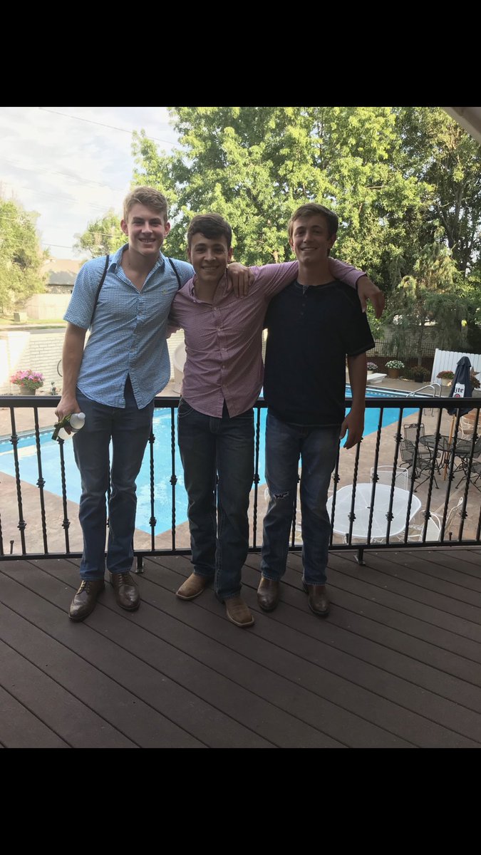 Happy birthday to my best friend. Love you my guy more memories to come!! 🎂 🎉