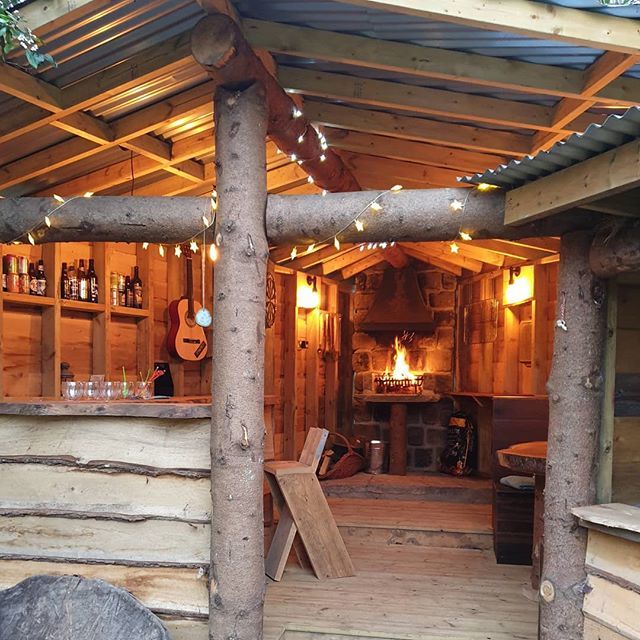 appletreecabins's tweet photo. Appletreecabins HQ AKA the smoke shack all set up for my daughter's 14th birthday party 🎂 https://t.co/IOhPyEtCvu https://t.co/xqAkBlCjOY