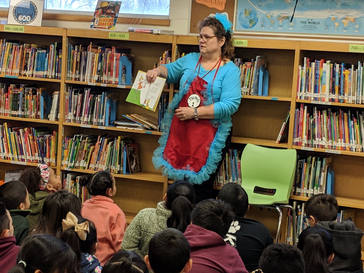 keyeslibrary's tweet photo. A wonderful, story and fun-filled day, celebrating Read Across America and Dr. Seuss' birthday. A big thank you to our guest readers! #KeyesTigerCubs #IrvingReads #MyIrvingISD https://t.co/s6Y4DP45Mv
