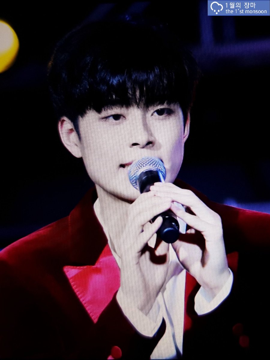 09230128time's tweet photo. 190302 #유선호 #YOOSEONHO https://t.co/6EM4kDAmCi