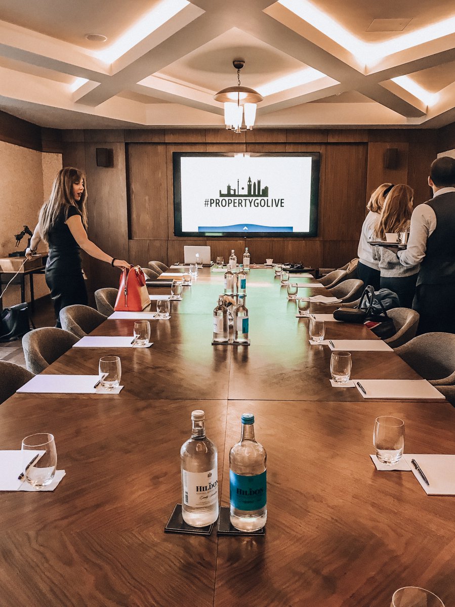 NicoleBremner's tweet photo. **Learn how to boost your socials with storytelling**
Once again @RobLeeRL and I host the ever popular #PropertyGoLive. Rob is an expert in the art of telling a story and this strategy has been invaulable for me too. Last tickets available here: https://t.co/fYoP7kmoJH #socials https://t.co/JP9CRFujKY