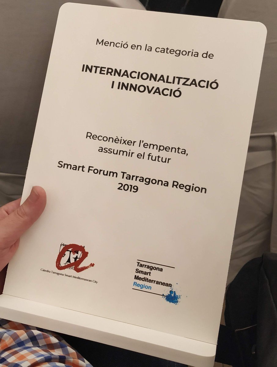 techneforum's tweet photo. Des de @TgnSmart recibimos la mención en la categoría "Internacionalització i Innovació", con el lema "Reconèixer l'empenta, assumir el futur" en l'edició 2019. Recibió el premio nuestro @vscarmena en nombre de toda la asociación y organizadores del pasado #Techne18. Gracias!! https://t.co/3ZSOAi0aCv