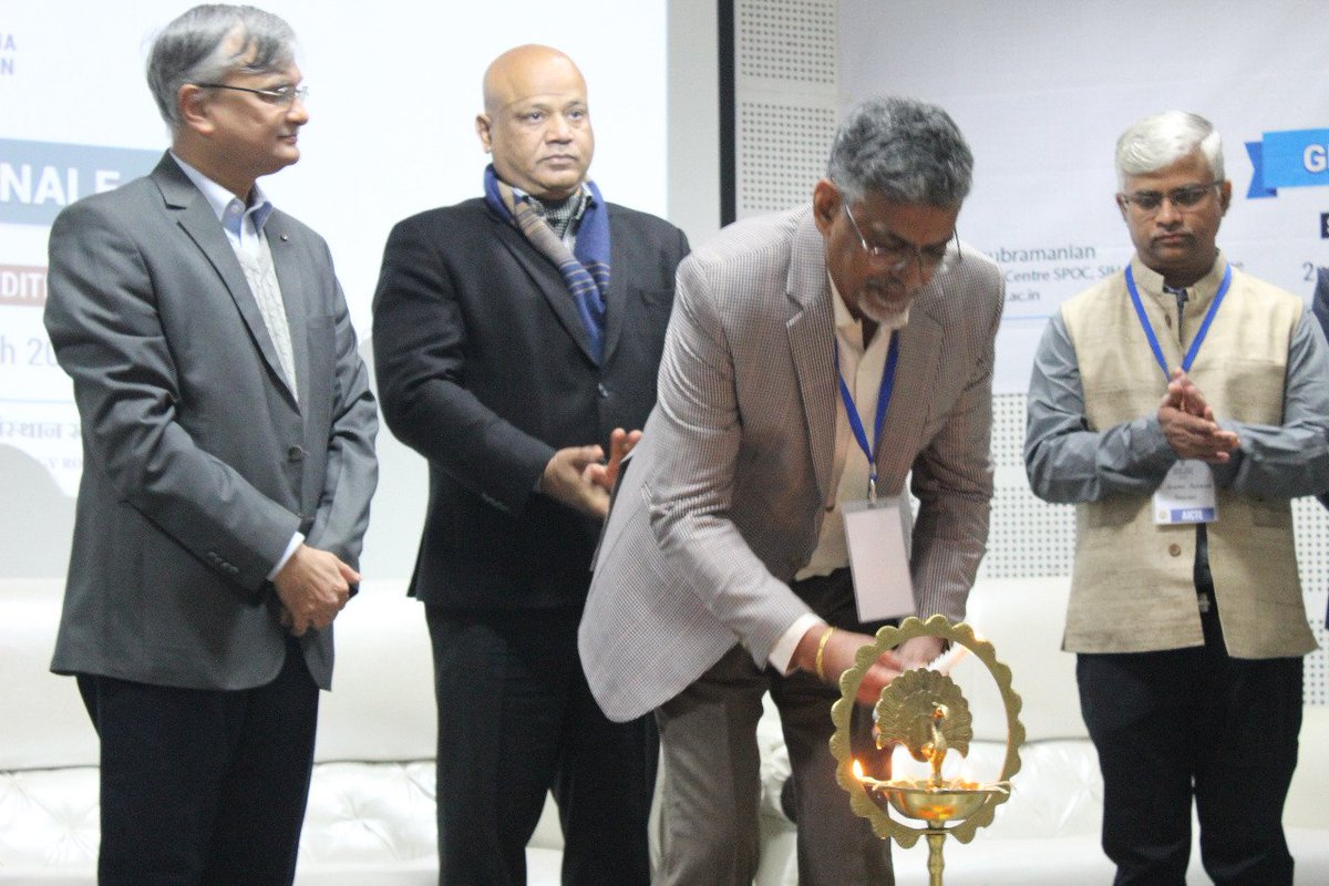 Director_IITR's tweet image. Inauguration Ceremony of Grand Finale #SmartIndiaHackathon2019 #SoftwareEdition at #IITRoorkee #SIH2019GrandFinale @SIH2019 @HRDMinistry @Persistentsys @AICTE_INDIA @adsahasrabudhe @PrakashJavdekar @PMOIndia @narendramodi