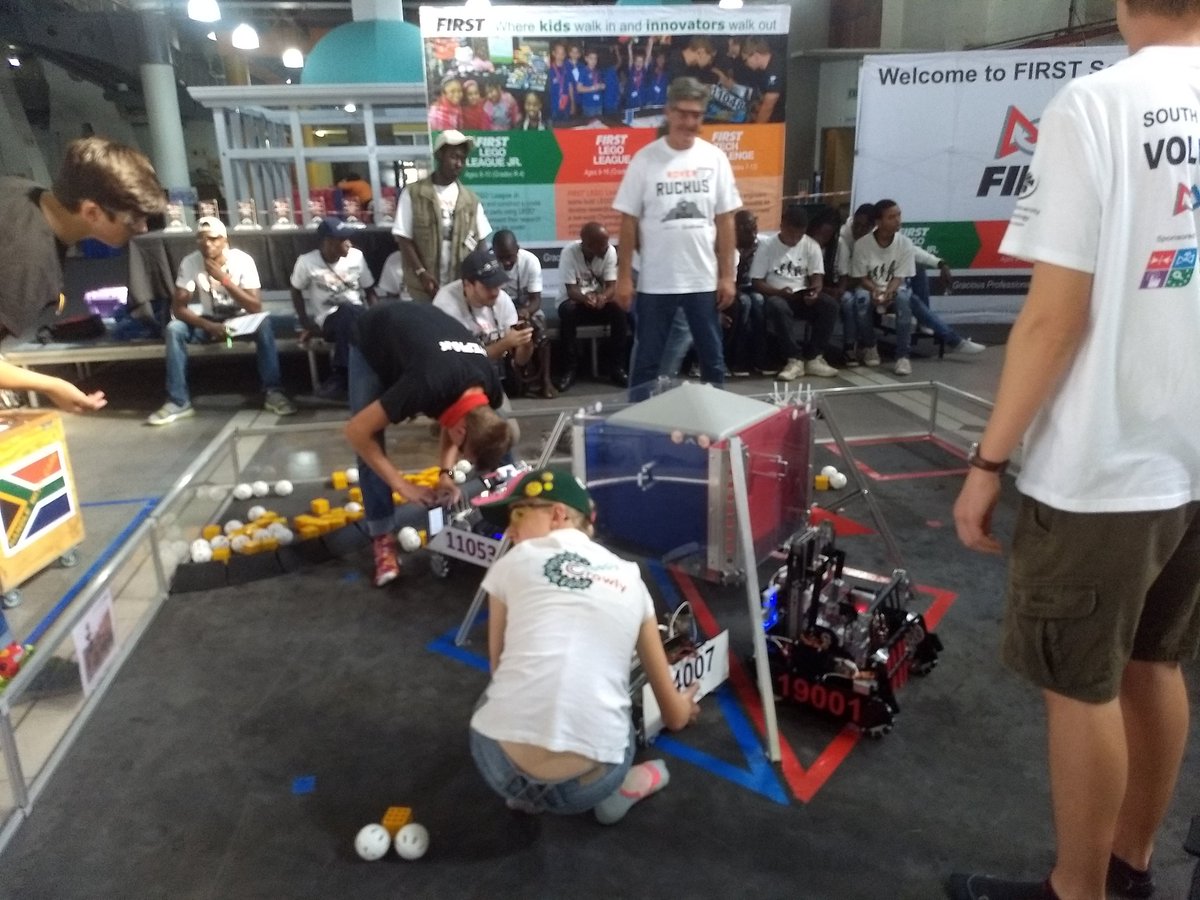 FirstSAfrica's tweet photo. #fllsa @FTCTeams #firstSA #stemsquad https://t.co/MPGJVu4kvy