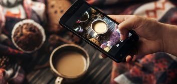 How financial marketers must prep banking websites for voice search  buff.ly/2H2CoYM <a href="/FinancialBrand/">The Financial Brand</a> #finance #creditunions #marketing #technology