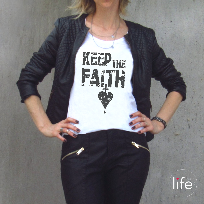 lifeshirts8's tweet photo. Feliz aniversário para a inspiração e ídolo número um da Life Shirts 😜 Have a nice day, Jon!
#HappyBirthdayJBJ #JonBonJovi #BonJovi #KeepTheFaith #LifeShirts
🛒 https://t.co/oywlOqy0VM
🛒 https://t.co/3AqlV8dcso
📍 Endossa Fradique . SP https://t.co/UaViLqBDTW