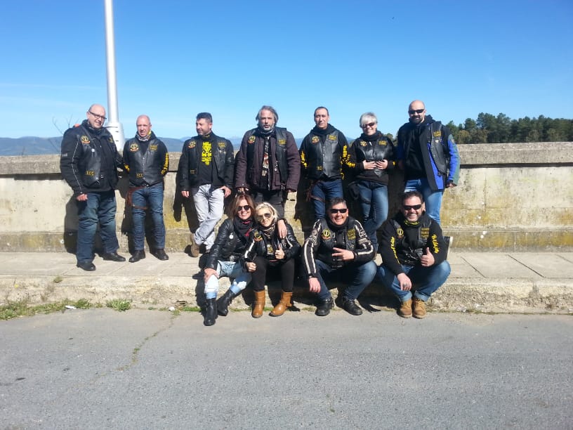 Rolling Custom Club tweet media