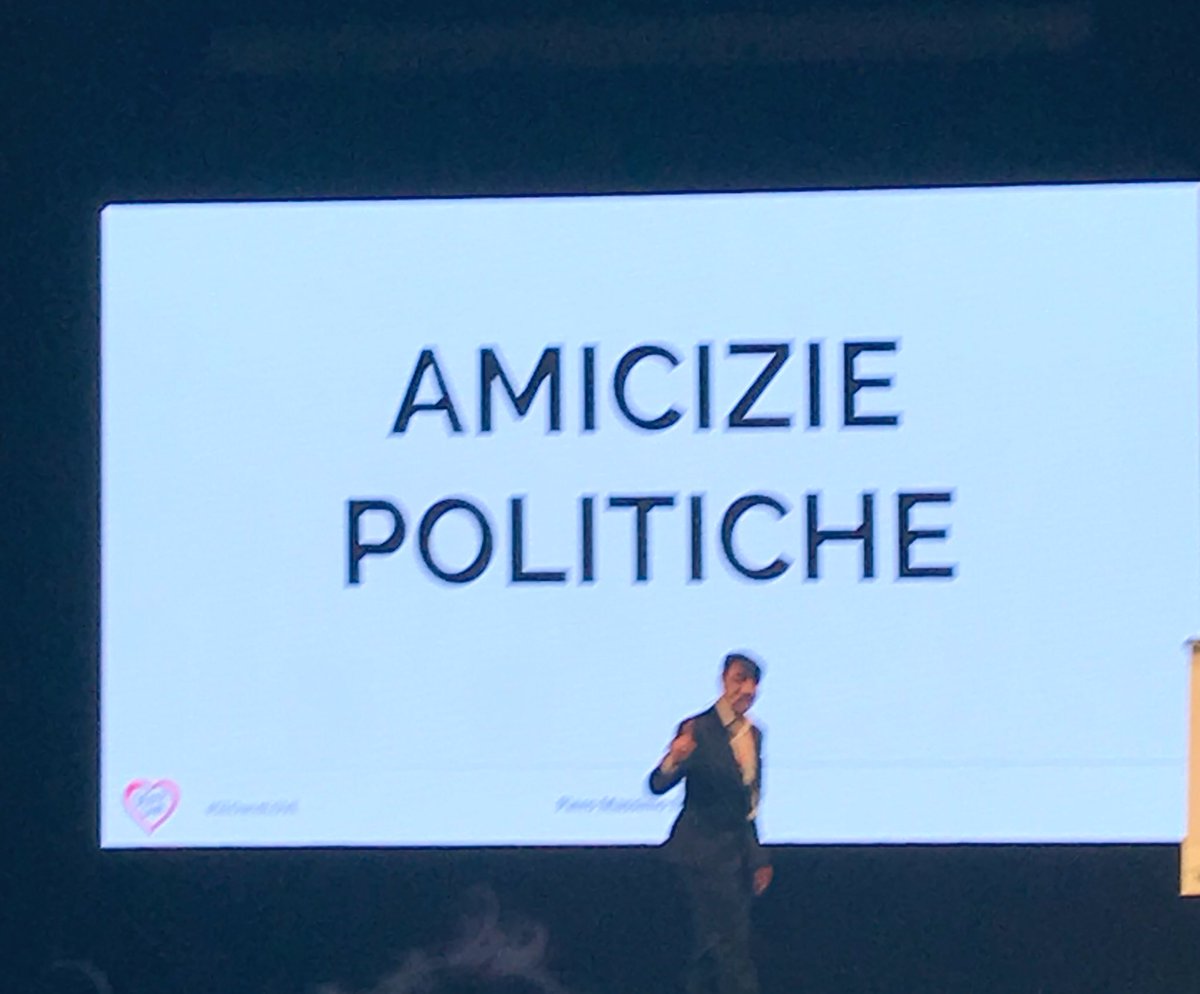 blusfacelo's tweet photo. Momento super fun al #Seoandlove grazie alle s-battutone di Piero massimo macchini post pranzo! #marche-ting ottimo modo per superare l’abbiocco https://t.co/QpyH0d8fGA