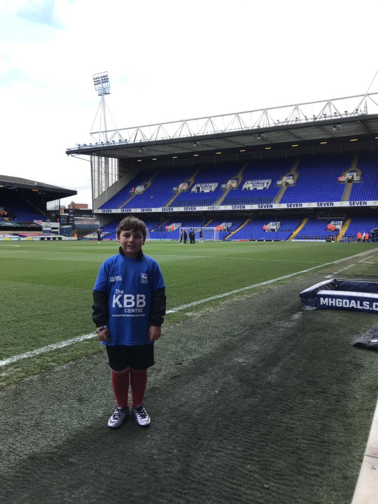 Chinny (@chinny63549321) on Twitter photo 