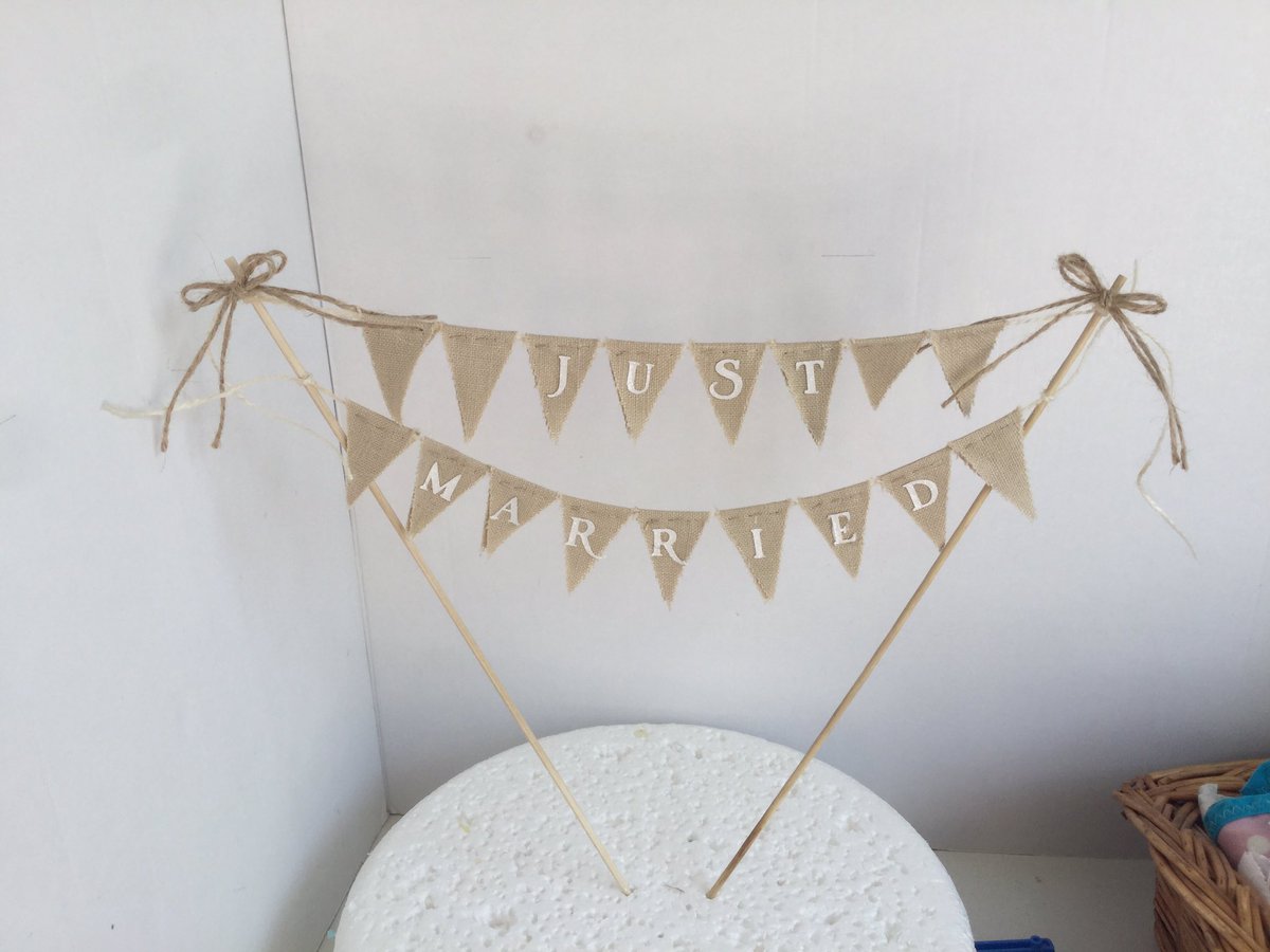 Cake Bunting UK tweet media