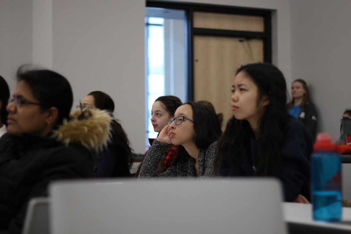 westernuEng's tweet image. We’re kicking off Western Engineering’s Go Code Girl! Thank you to our opening speaker, third-year Software Engineer Amber Scrooby! #gocodegirl @ONWiE_