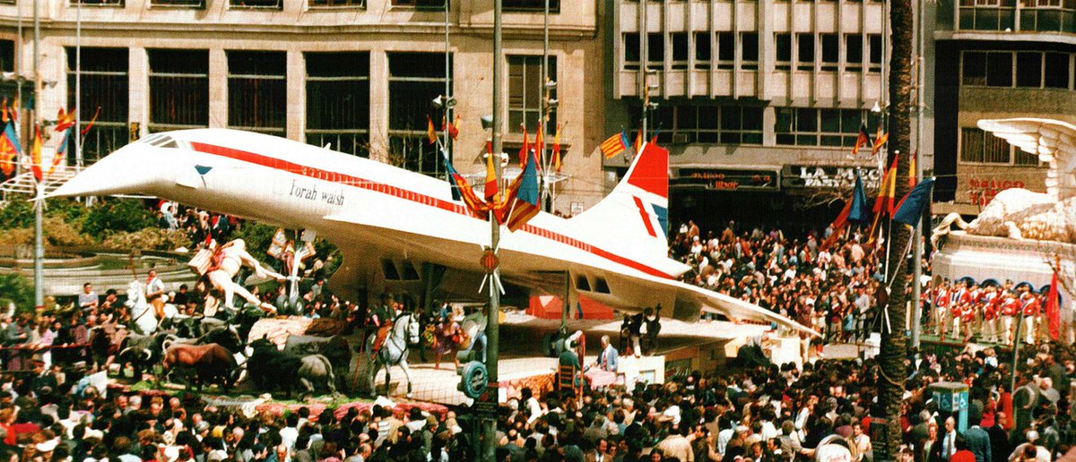 josean0728's tweet photo. Plaça Ajuntament València #Falles1981 https://t.co/NWn9bDd3uM