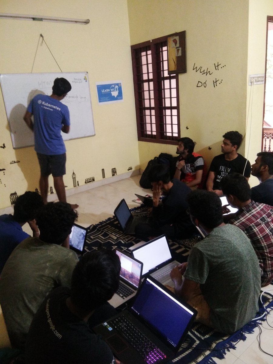 CodebucketLab's tweet image. Getting started with Web development session. #cBLab #codebucket #WishitDoit