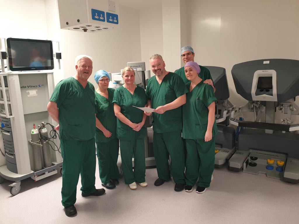 Amazing letter of feedback for Mr Oakley and the superb robotic prostate team, seen here after receiving the feedback. Well deserved.
