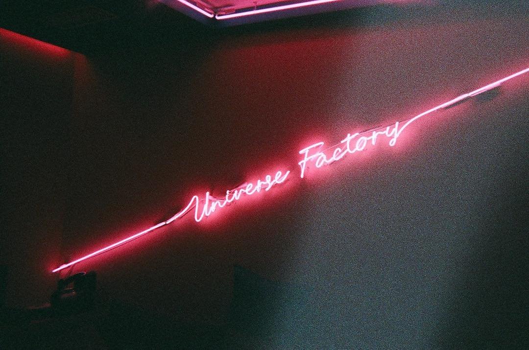 ウジちゃんインスタアカウント名の「UNIVERSE FACTORY(宇宙工場)は