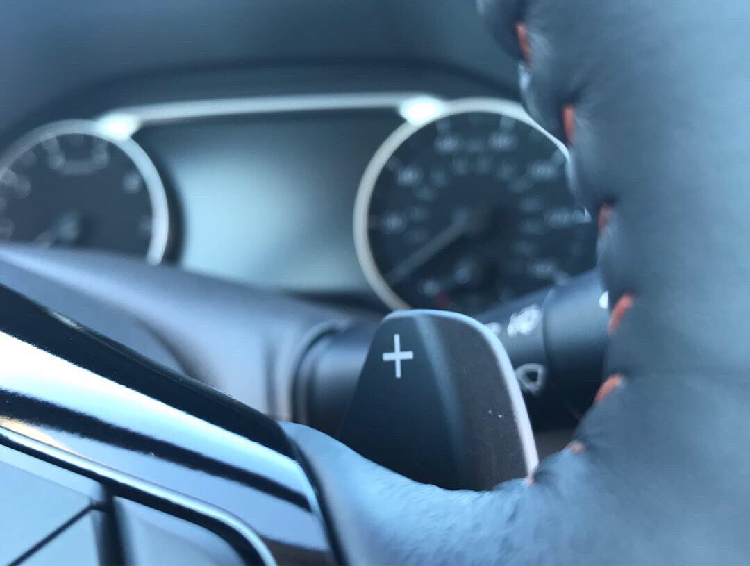 OverdriveNewsPR's tweet photo. Lo más impresionante es lo cómoda que es la suspensión apesar de correr en aros de 19 pulgadas con goma bajita, absorbiendo las imperfecciones de la carretera con mínima repercusión a la cabina. #Nissan #NissanPuertoRico #Altima2019 #AltimaSR #OverdriveTestDrive #OverdriveNews https://t.co/A8KYMDUJoC