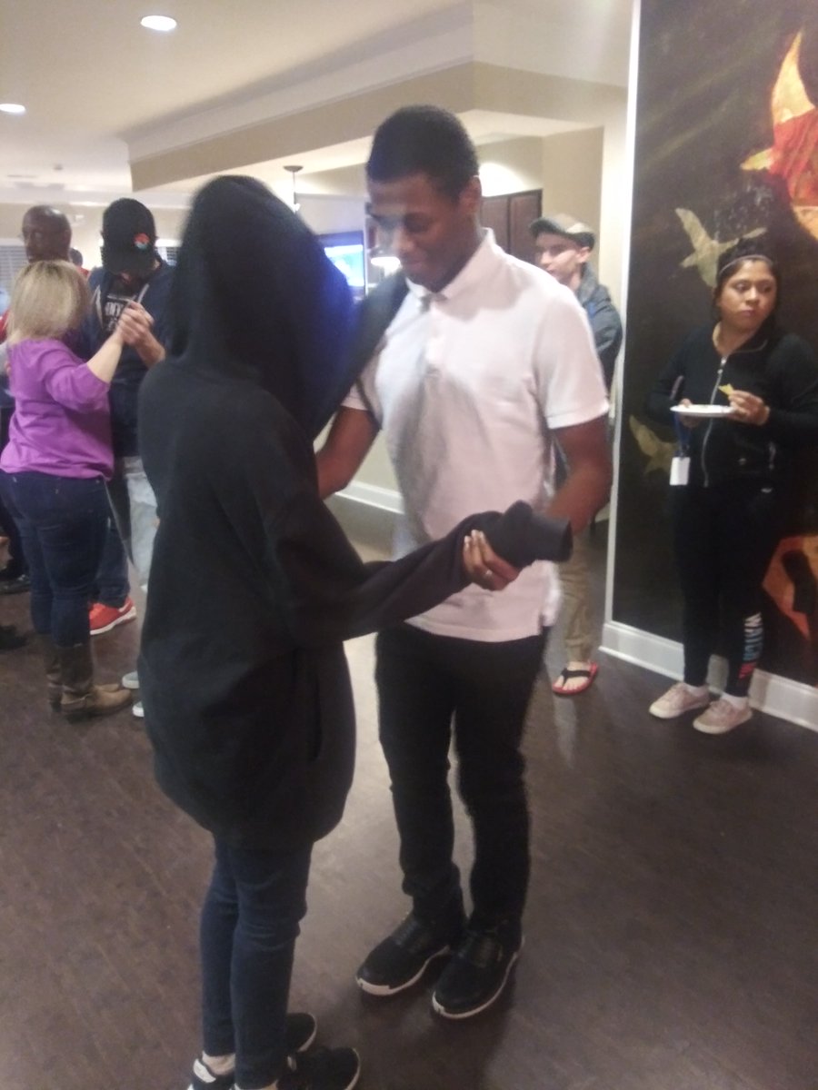 OASIS_Montclair's tweet image. Salsa Night was a success!

Remember: The best dancer is not the one with the most moves/technique/skill etc but the best dancer is the one having the most fun.

#oasisatmontclair #salsaandspice #freesalsalessons