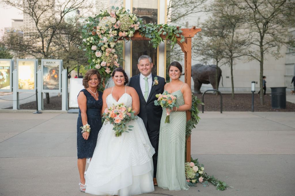 OneofaKindEvent's tweet image. Sentimental Saturday:  Dreaming of the peaches that matched Ashley and Cameron's personalities.  We can't wait until spring!!
📷 : The Siners Photography