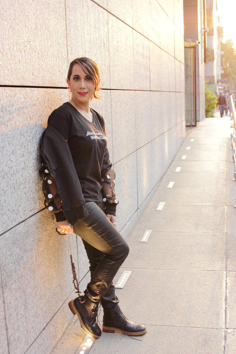 annettcastro's tweet image. &quot;Diferentes Formas de Vivir la Moda&quot; mpproduccion.com/blog/2019/03/0…  ... así es nuestra #IndustriadeModa : llena de contrastes, sueños y realidades ... gracias por esta entrevista, me encanto ser parte de un proyecto de #MPmodaenproduccion Gracias! #ModaIncluyente