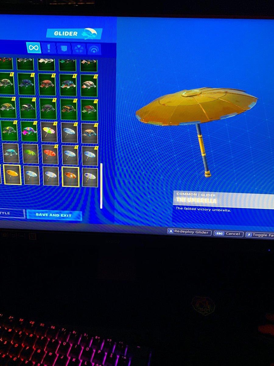reports our accounts have bronze silver gold and diamond umbrellas afaik this hasn t been seen before ranked rewards 0 pic twitter com 3uwygbwlgv - umbrella glider fortnite