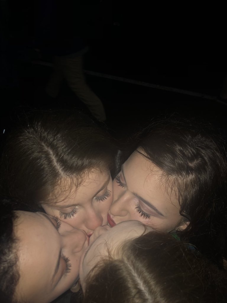 mgmakeouts's tweet photo. i guess this counts... y’all wild https://t.co/sHTzCkj8Gh