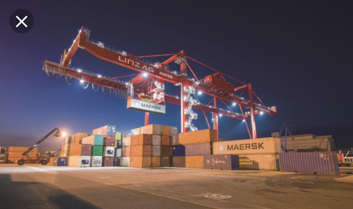 This week we proudly booked containers by rail to Linz (Austria). Also interested in our rail options to the European hinterland? Please contact us +31103070995