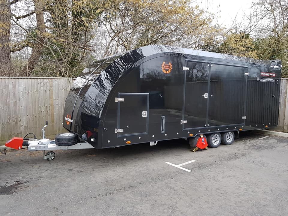 barwelltrailers's tweet photo. The latest RT6-2030 Race Transporter delivered to Premier GT cars https://t.co/hxpdaNSBar