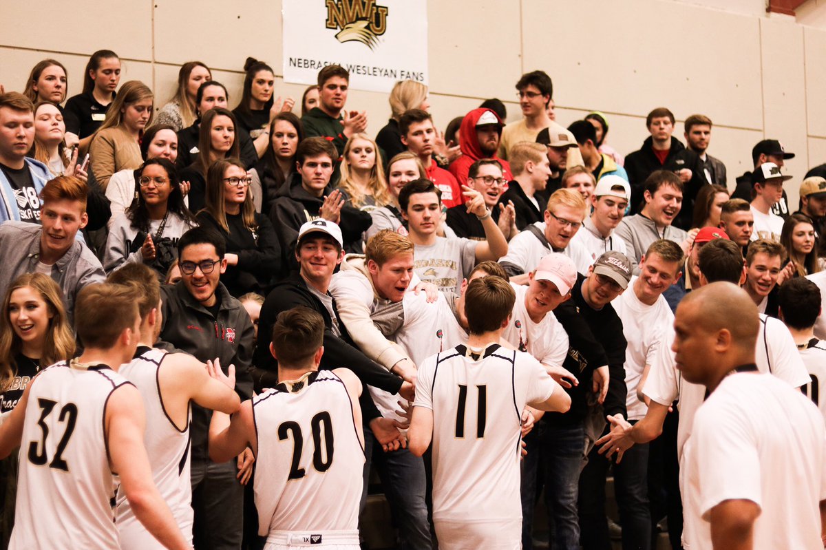NEWesleyan's tweet photo. Last night #Pwolfnation was on point! Let’s do it again: 7pm vs No. 15 St Thomas. #PackSnyder #Round2 https://t.co/5PhXpmcXGo
