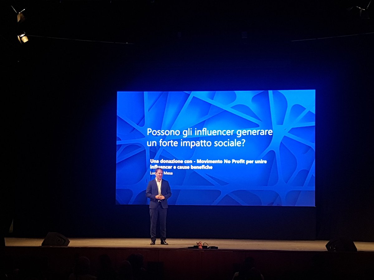 ricc_fanigliulo's tweet photo. @LucaLaMesa al @seoandloveit: "migliorare il nostro #lavoro per un impatto sociale positivo".

@IUS_VE #IUSVEsocialTEAM #Seoandlove https://t.co/yADwzUdDjQ