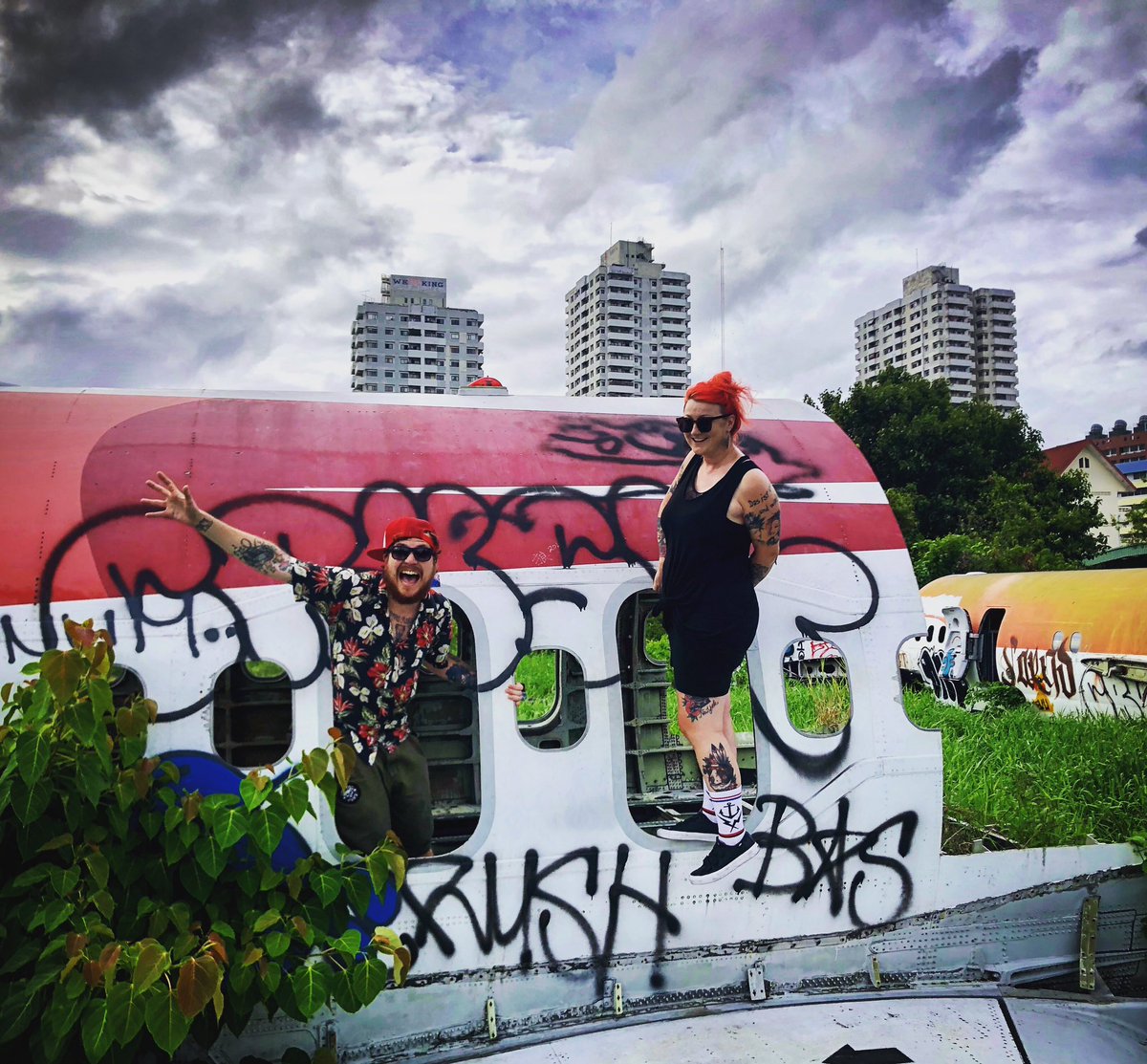 Letzte Chance: Morgen endet Dianas Crowdfunding zur Finanzierung ihres Dokumentarfilms über asiatische Subkulturen und des dazugehörigen Buches. Also greift ihr noch mal unter die Arme und bestellt ihre Releases vor. Exklusive Band-Goodies gibt’s auch: startnext.com/a-global-mess