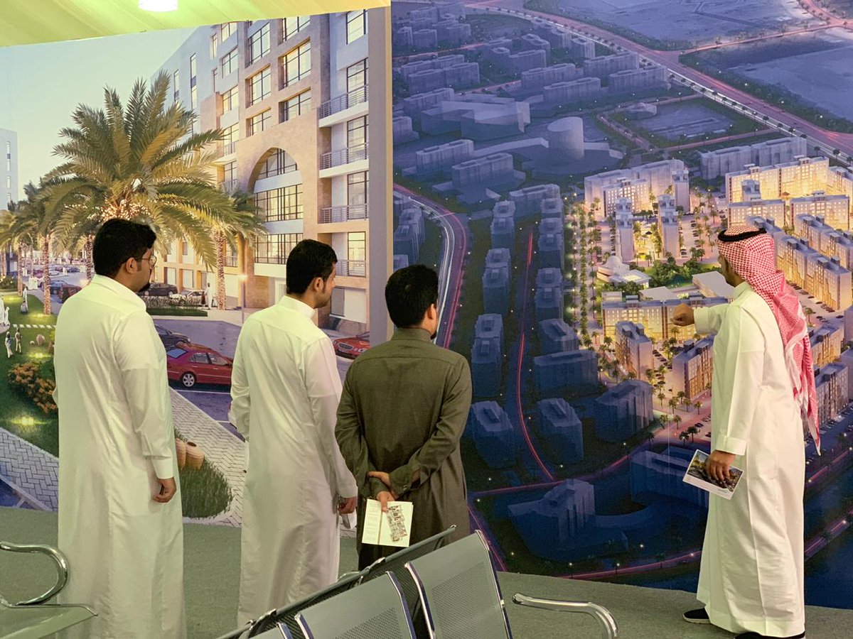 jawharaResidenc's tweet photo. جانب من إقبال المستفيدين في معرض مبيعات مشروع #الجوهرة_ريزيدنس شمال #جدة لحجز وحداتهم السكنية. https://t.co/rz2nRQzJnl