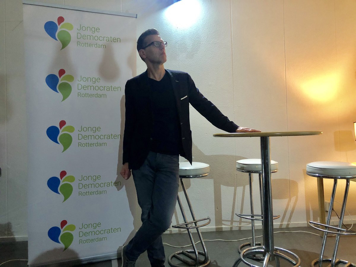 JD_Rotterdam's tweet photo. Afgelopen woensdag kregen we een lezing van Ellen Jansen van Stop It Now!, Erik van Beek van het Seksuologisch Expertise Centrum en van onze ervaringsdeskundige over pedofilie. De sprekers schetste een heel ander beeld van pedofielen dan de meesten gewend zijn. Geslaagde avond! https://t.co/09BNKu8Foo