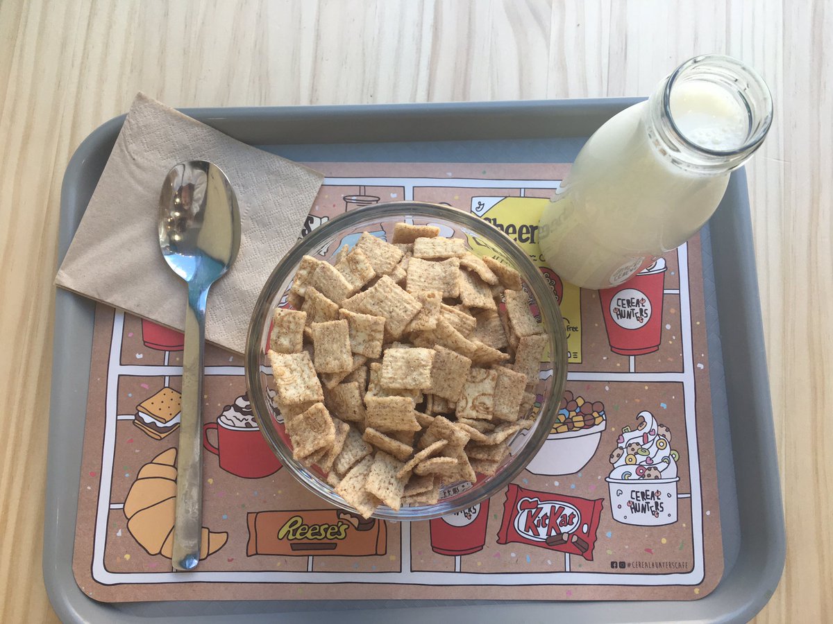 KrisCarrodeguas's tweet photo. Ok so I may not have found the best churros, but we do have a cafe dedicated to cereal...so that was a delicious way to start my day. #madridblogger https://t.co/xXL4g5McfL