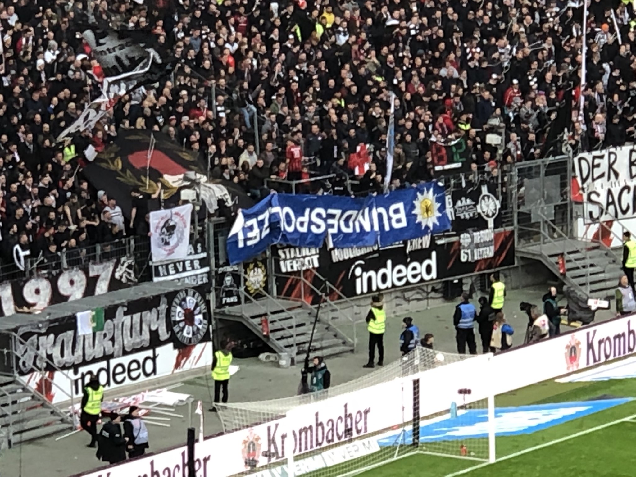 D0qlENpW0AA8EOh.jpg:large