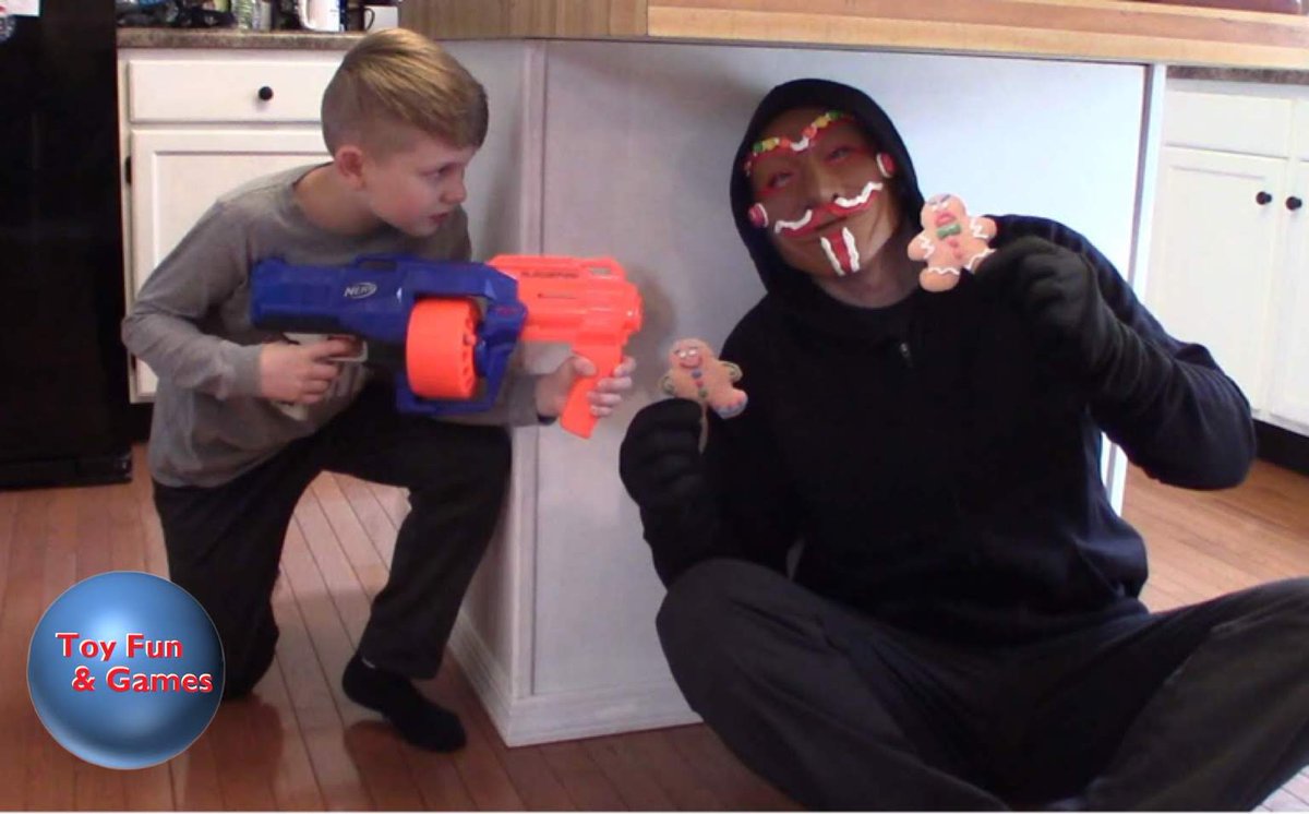 ToyFunandGames's tweet photo. Check out our latest video 
Nerf War: The Gingerbread man. #gingerbreadman 
#nerfwar #nerfbattle # 
https://t.co/VO9hbq3mwF https://t.co/Gg84qBPTRR